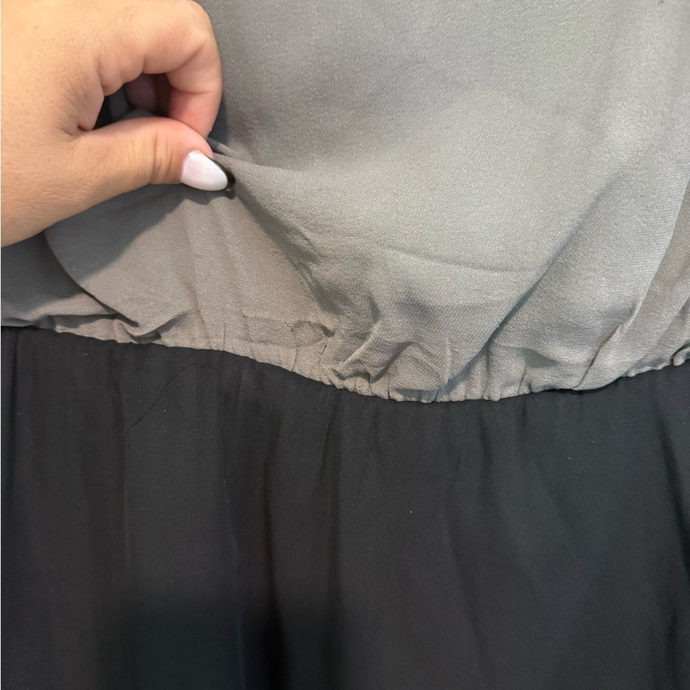ALICE & OLIVIA Coloblock Flutter Sleeve Blouson Mini Dress (Chest-36'') - Picture 3 of 5